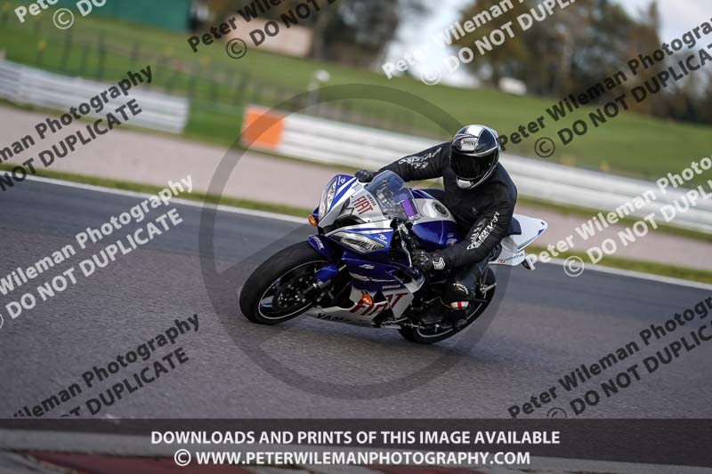 anglesey;brands hatch;cadwell park;croft;donington park;enduro digital images;event digital images;eventdigitalimages;mallory;no limits;oulton park;peter wileman photography;racing digital images;silverstone;snetterton;trackday digital images;trackday photos;vmcc banbury run;welsh 2 day enduro